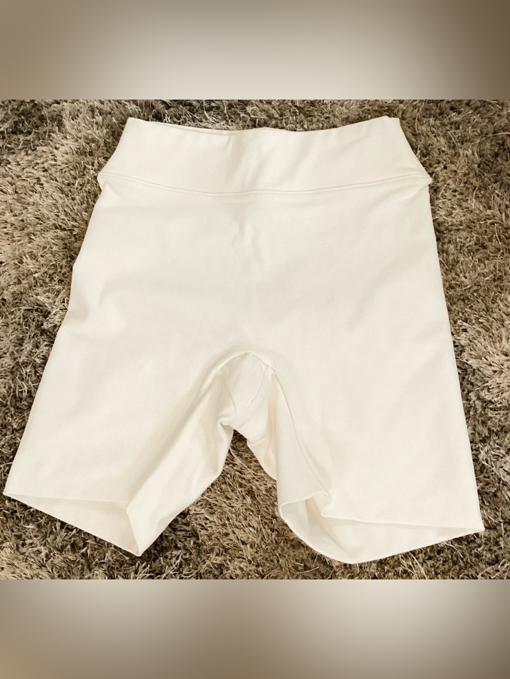 High-Rise White Bike Shorts with Smooth Waistband